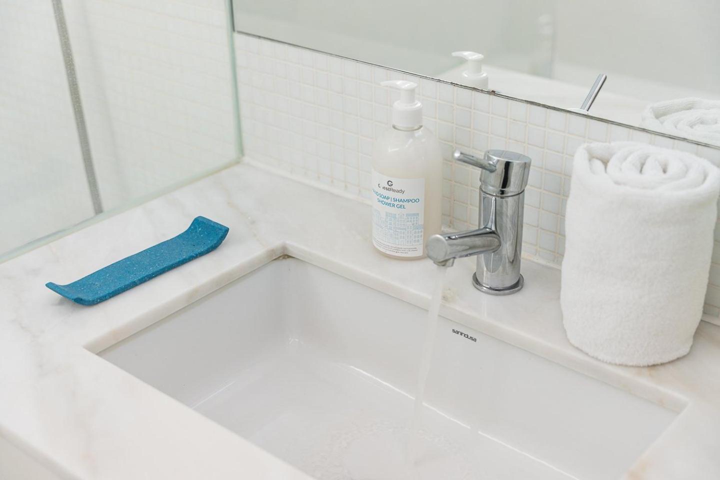 Guestready - Spacious And Modern Apt W/ Skylight OOporto Exterior foto