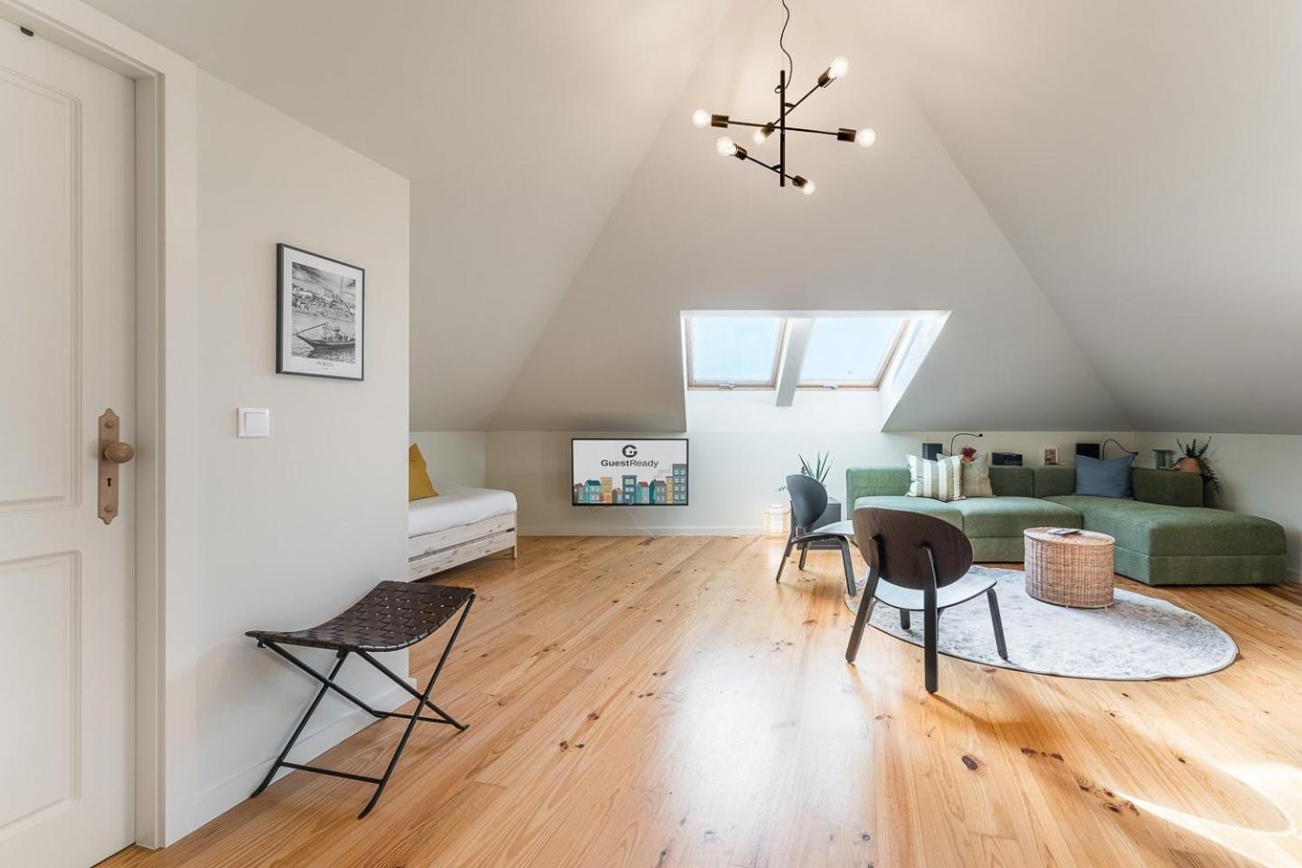 Guestready - Spacious And Modern Apt W/ Skylight OOporto Exterior foto